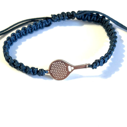 Pulsera trenzada hombre con pala de pádel.